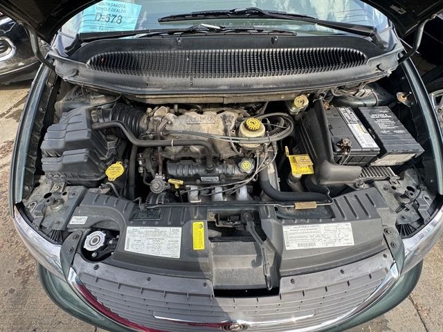 chrysler town & country 2001 2C8GP64L51R145848 image chrysler town & country 2001 2C8GP64L51R145848 image